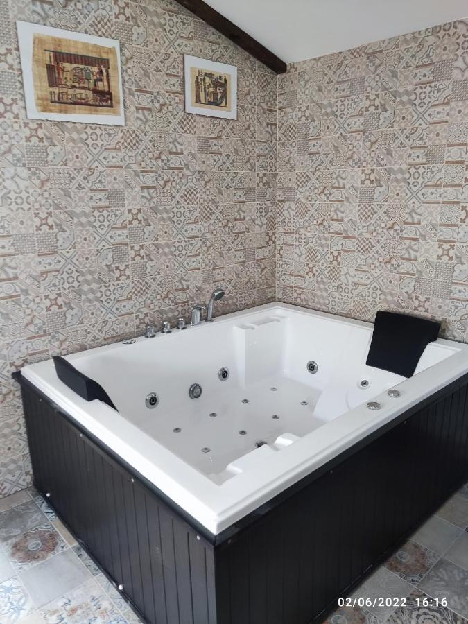 Villa Egipto Con Jacuzzi Y Piscina Climatizada Чиклана-де-ла-Фронтера Екстер'єр фото